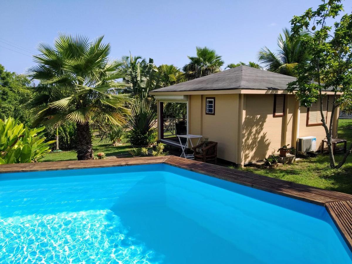 Villa & Bungalow Fleur De Coco Sainte-Anne  Kültér fotó